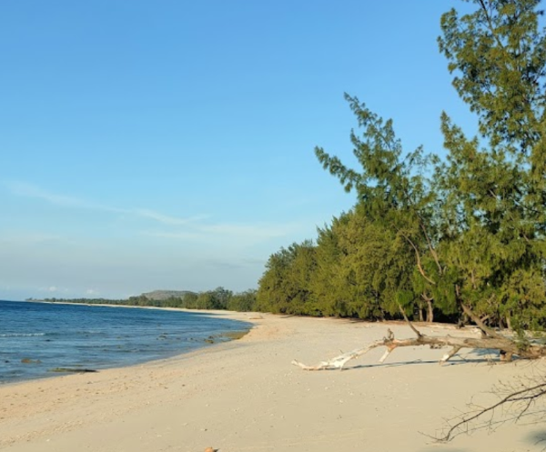 Puru Kambera beach sumba island - Explore sumba island beaches in indonesia